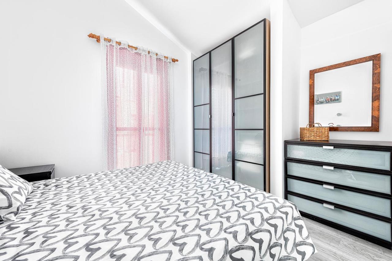 Duplex En Green Oasis San Bartolomé 外观 照片