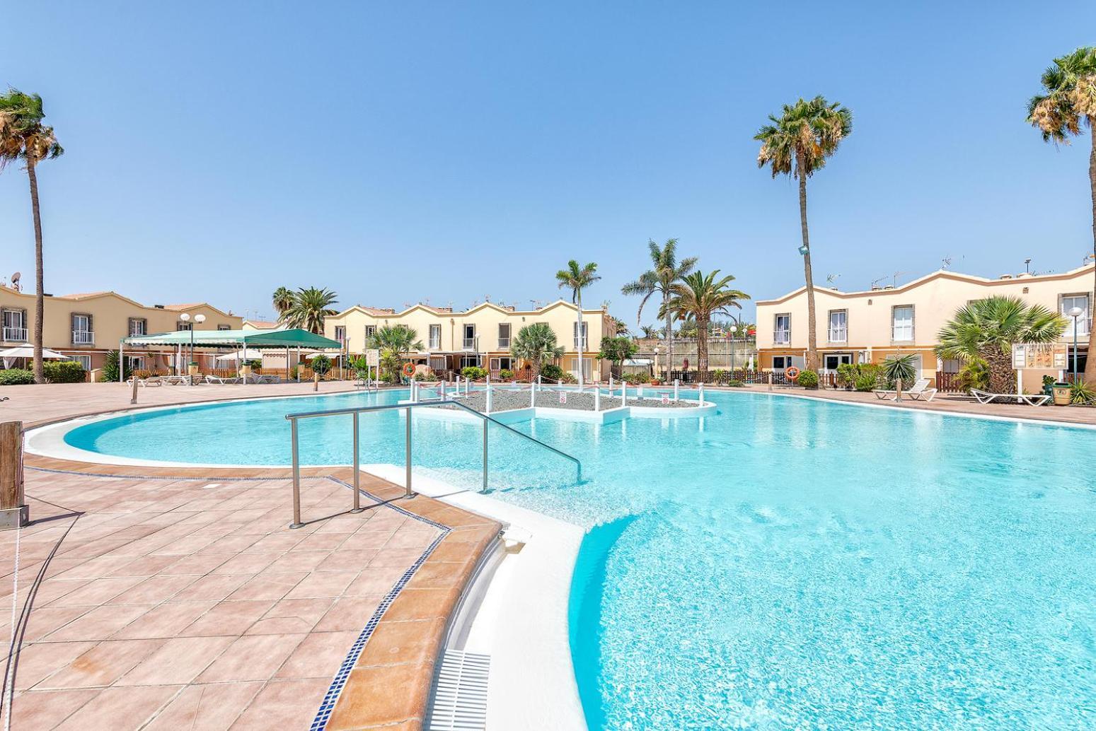 Duplex En Green Oasis San Bartolomé 外观 照片